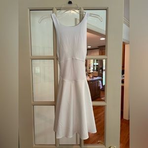Lululemon court crush tennis dress size 6 NWOT